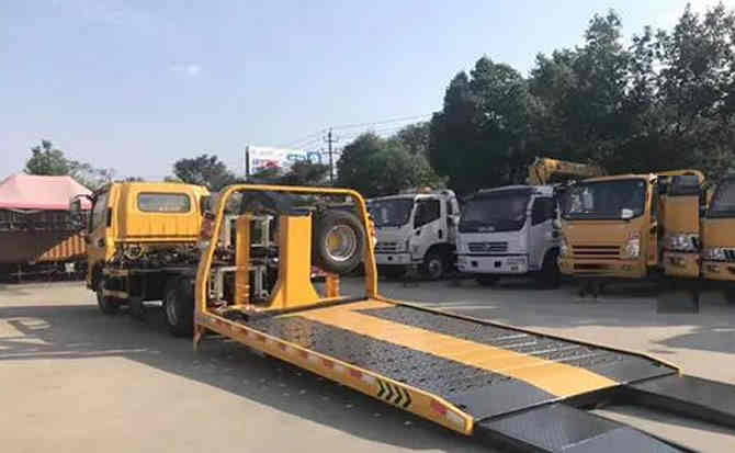 嘉鱼汽车中途维修案例